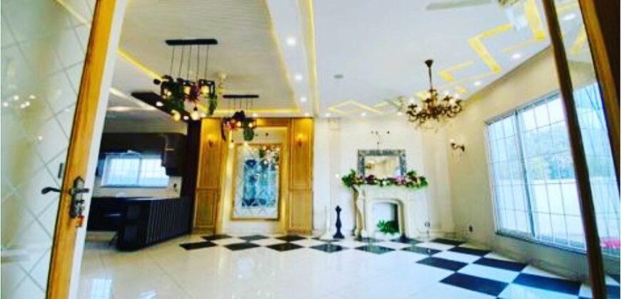 1-Kanal House for Sale in Sector V, Phase 8 DHA Lahore