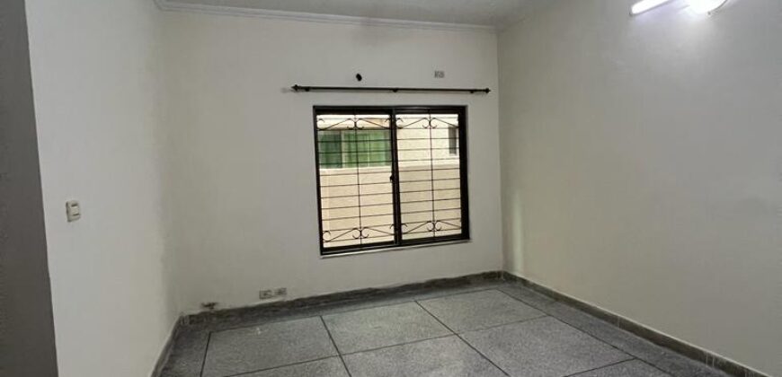 10-Marla House for Sale in Askari-10, Lahore