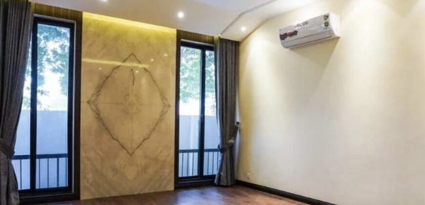 1-Kanal House for Sale in Phase 6, DHA Lahore